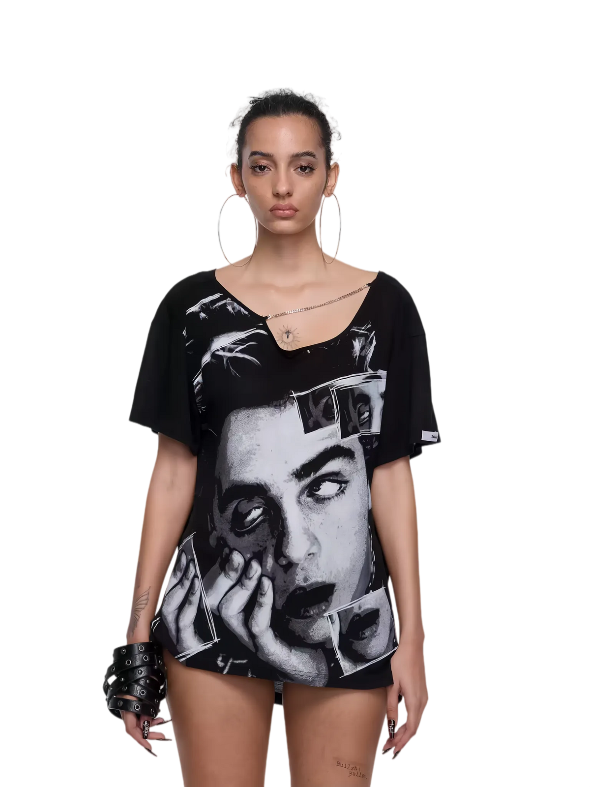 Blend Open-Back Chain Detail Loose T-Shirt