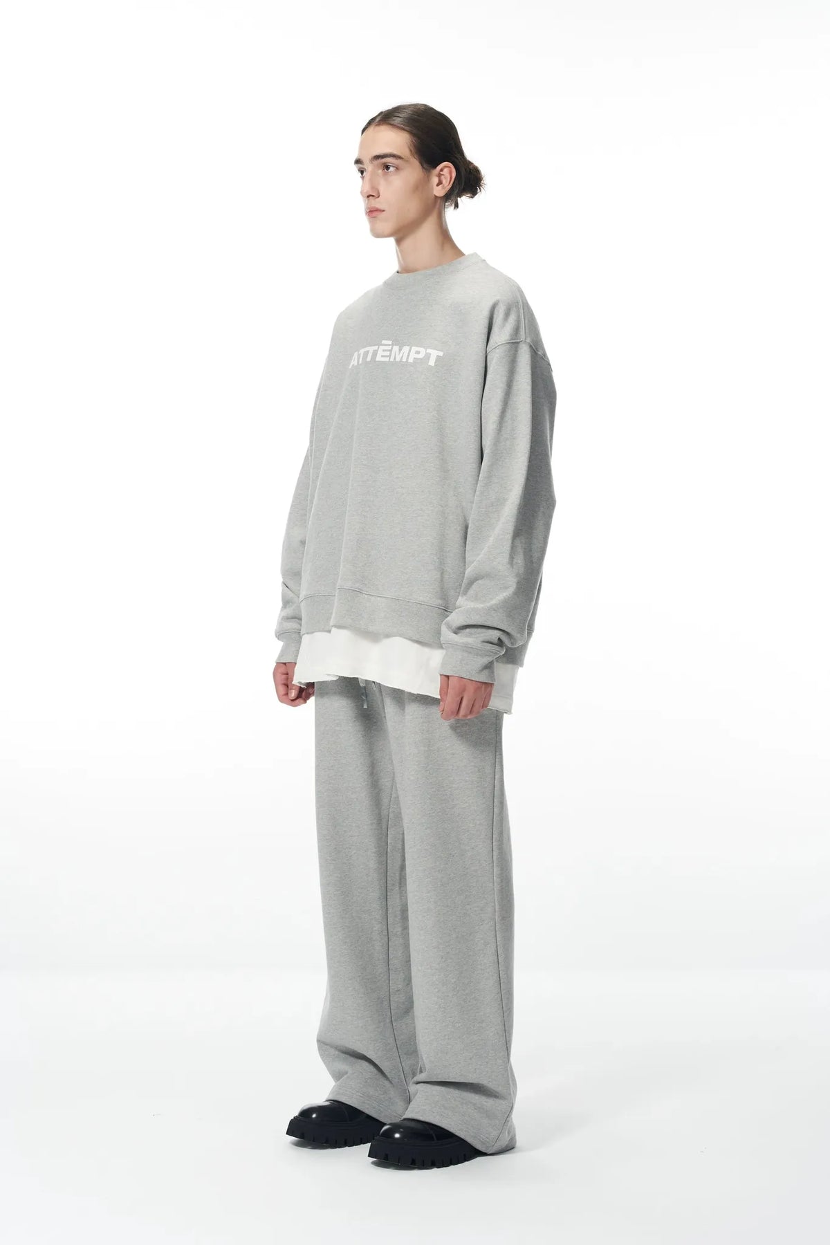Essential Logo Sweatshirt & Hoodie & Sweatpants Set