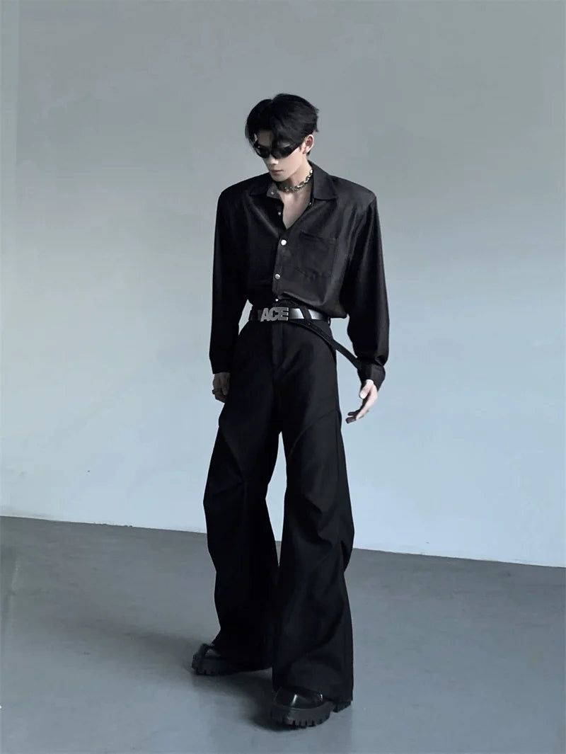Structured Black Button-Up Shirt with Wide Shoulders