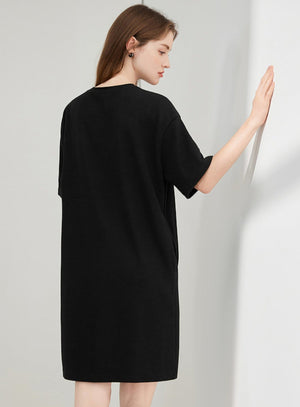 Age-Reducing T-Shirt Dress