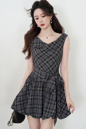 Black Plaid Sleeveless Bow Petal Hem Dress