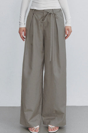 Bow Tie Draped Trousers