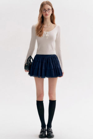 Bow Wavy Lace U-Neck Slim Top