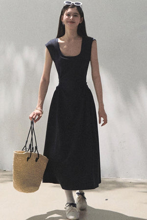 Breeze U-Neck Dress
