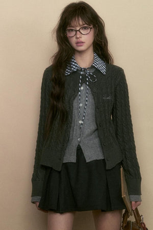 College Style Fake Two-Layer Sweater