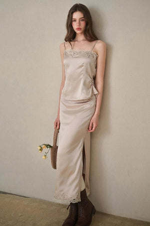 Comfortable Embroidery Top & Skirt Set-Up