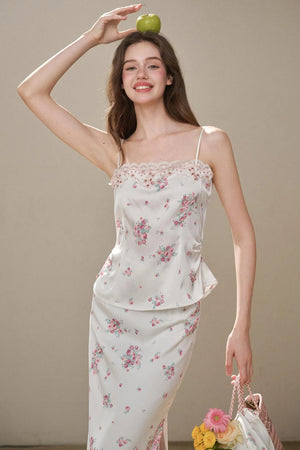 Comfortable Embroidery Top & Skirt Set-Up
