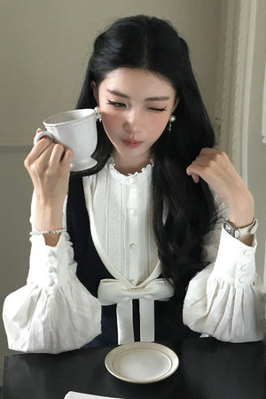 Contrast Bowknot Knitted Vest