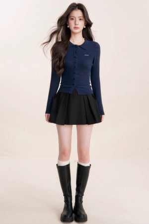 Contrast Embroidery Knit Cardigan