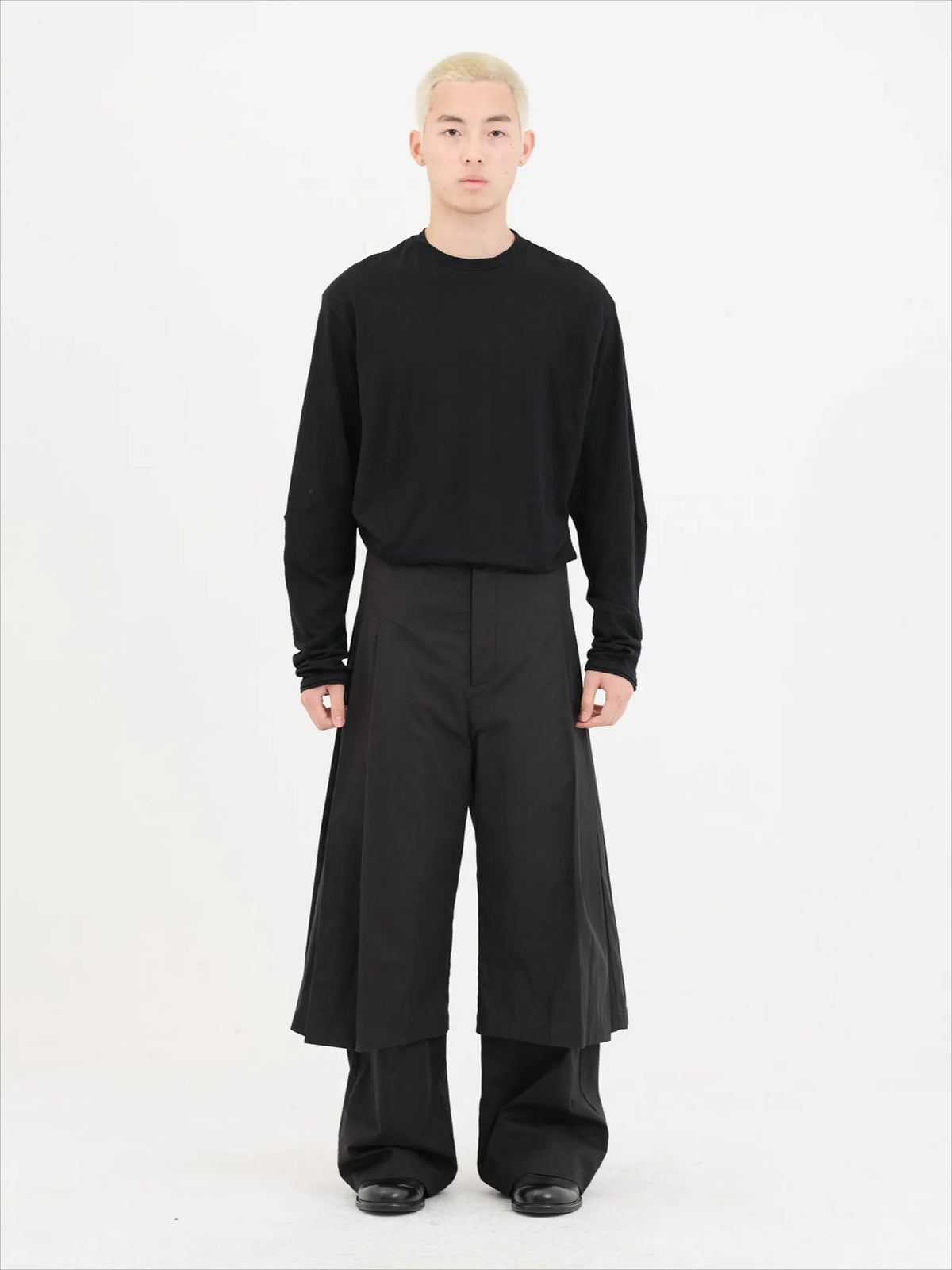 Black & Dark Brown Double-Pleated Skirt Pants