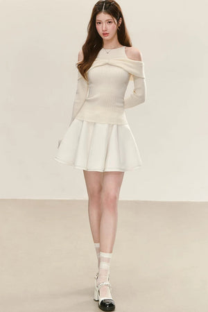 Elegant White Pleated Skirt