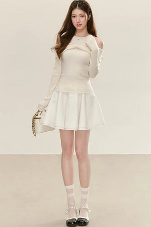 Elegant White Pleated Skirt