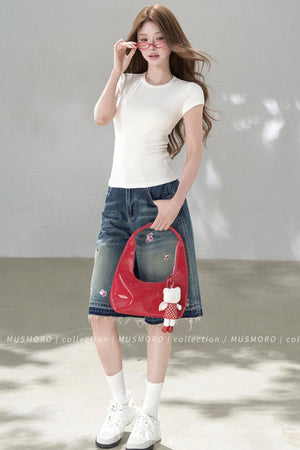 Embossed Cat Irregular Hem Bamboo Cotton T-Shirt
