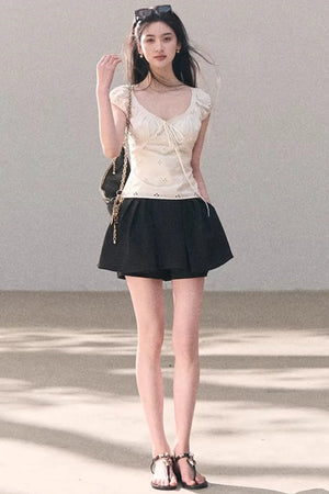 Embroidered Lace Puff Sleeve Top