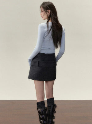 Fake two collarbone knit sweater
