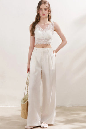 Five-Petal Flower Lace Camisole With Built-In Cup