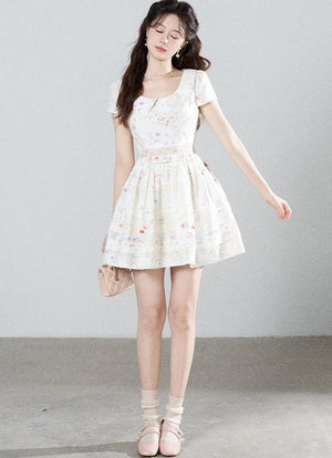 Floral Lace Cutout Waist Puff Dress