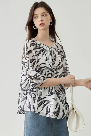 Floral Lantern Sleeve Blouse