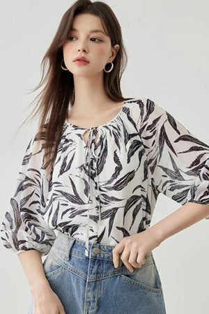 Floral Lantern Sleeve Blouse