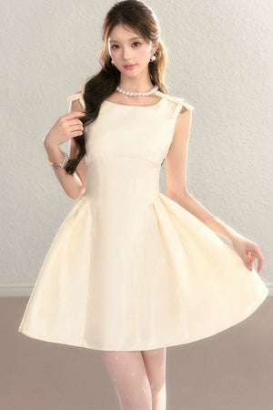 French Sleeveless Cinched Dress