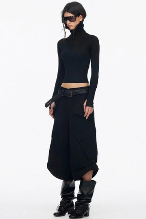 Half-Turtleneck Zip-Up Knitted Design Top