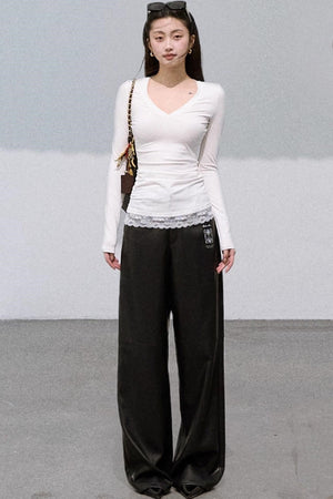 Lace V-Neck Slim Knit Top