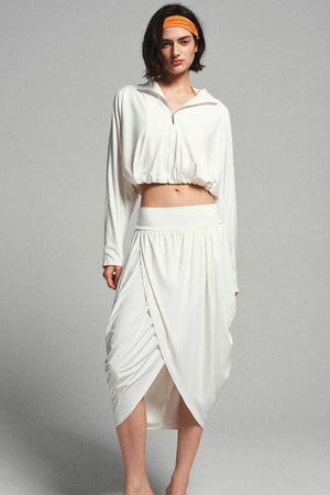 Minimalist Pleated Lightweight Top