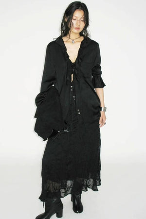 Minimalist Ruffle Black Shirt