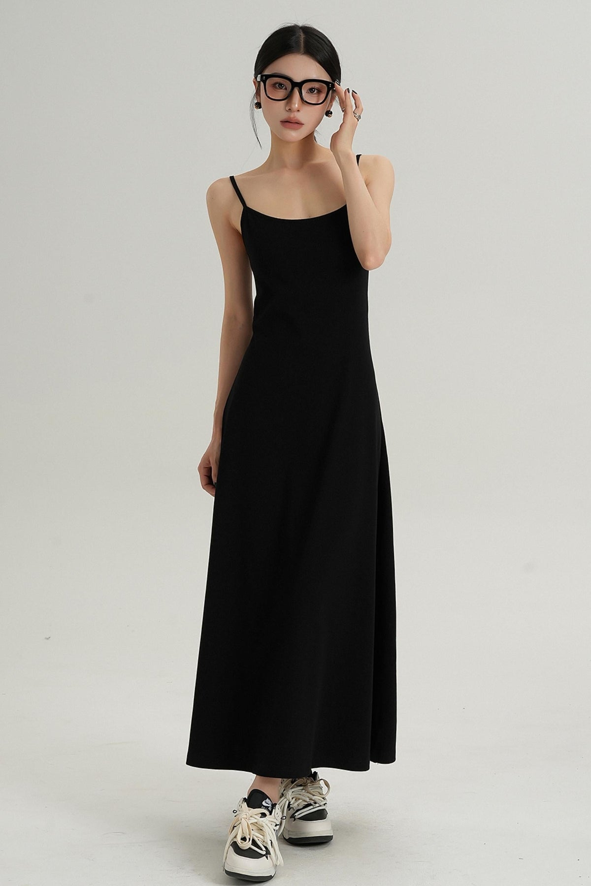 Minimalist Suspender Sleeveless Dress