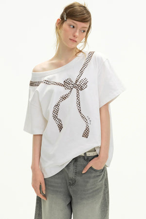 Off-Shoulder Bow Print T-Shirt