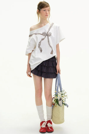 Off-Shoulder Bow Print T-Shirt