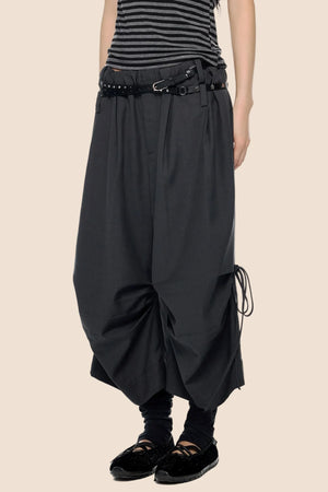 Pleated Wide-Leg Cropped Pants