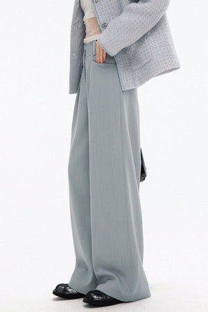 Relaxed Silhouette Mid-Rise Pants