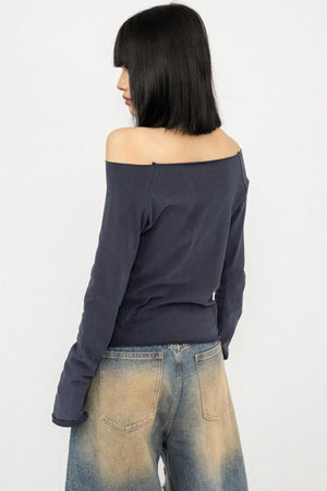 Retro Off-Shoulder Letter Top