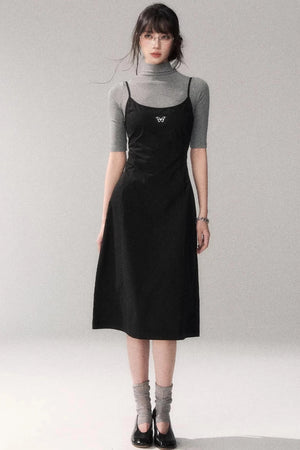 Retro Slim-Fitting Mid-Sleeve Top