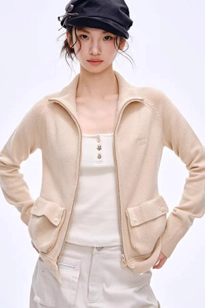 Retro U-Neck Slim-Fit Top