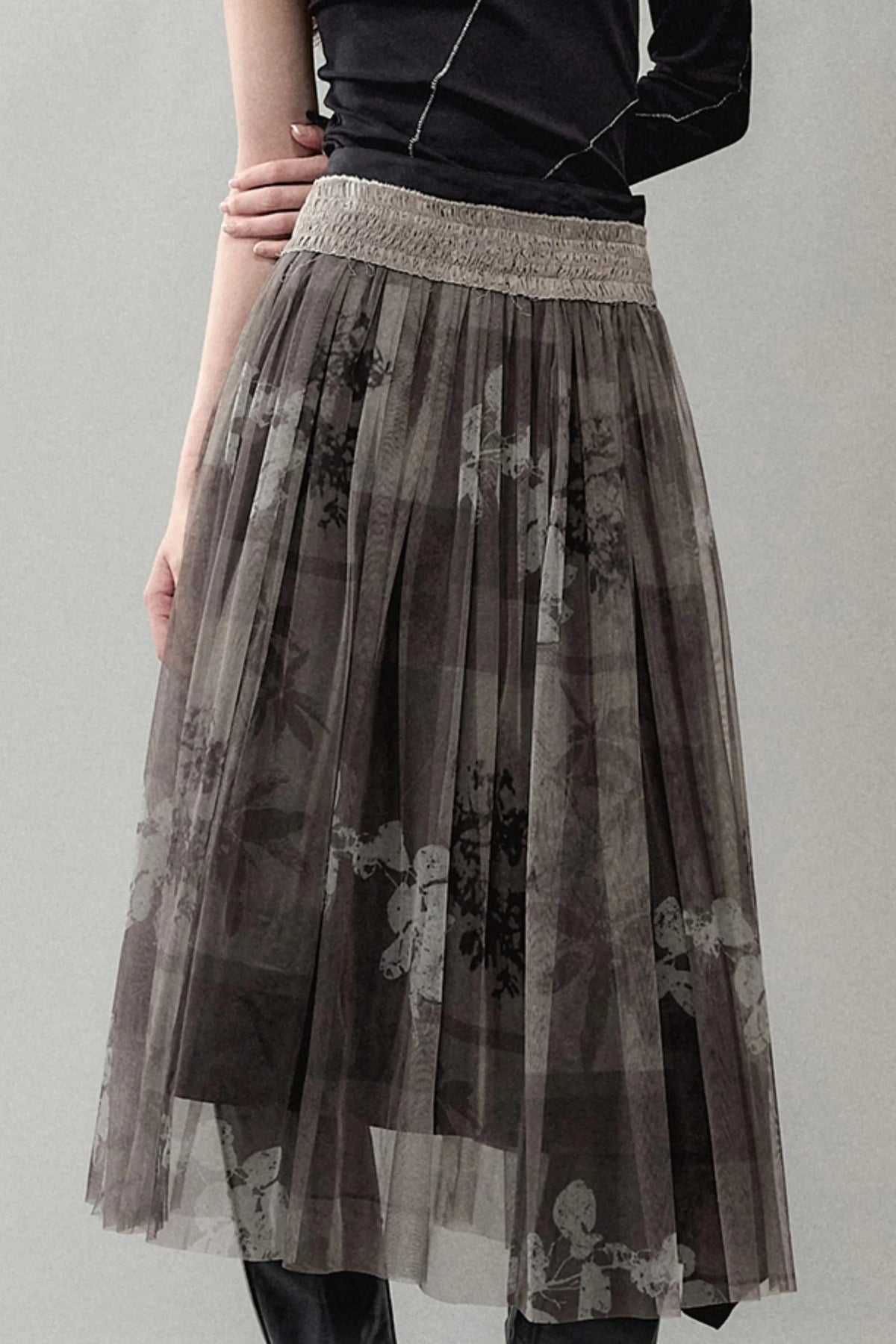 Roaming Flowers Overskirt
