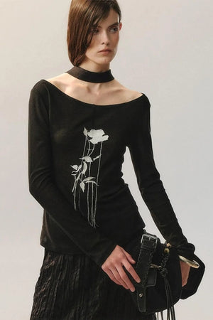 Rose Embroidery Knit Top