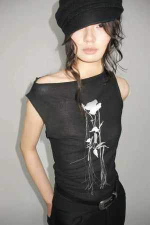 Rose Embroidery Knit Top