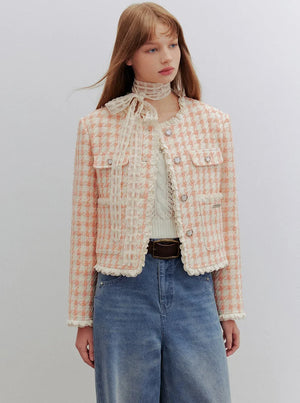 Round neck lace shoulder pads jacket