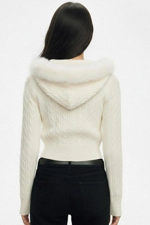 Short Fit Slim Pull Cardigan Top