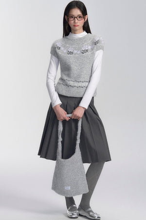 Short-Sleeve Fair Isle Sweater Set-Up