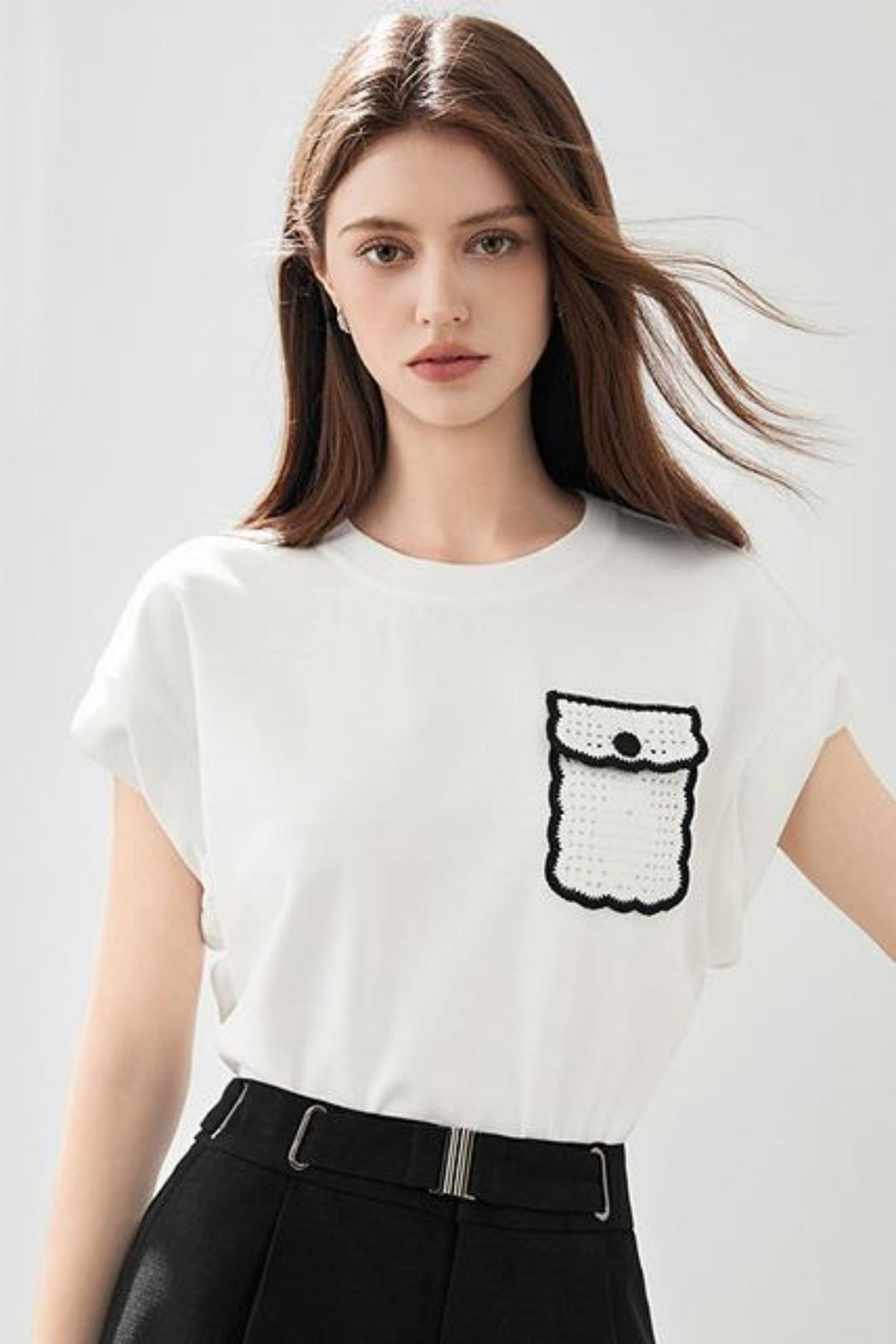 Simple Style Pocket Tee