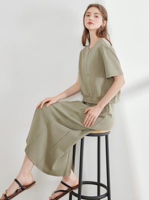 Simple Temperament T-Shirt Skirt Set