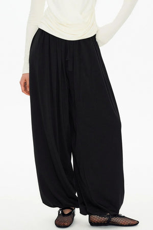 Skin-Friendly Drapey Lantern Pants