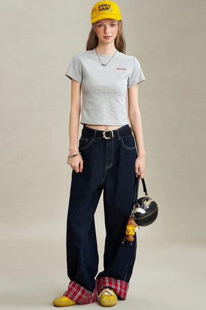 Slim Shoulder Embroidery Graphic T-Shirt