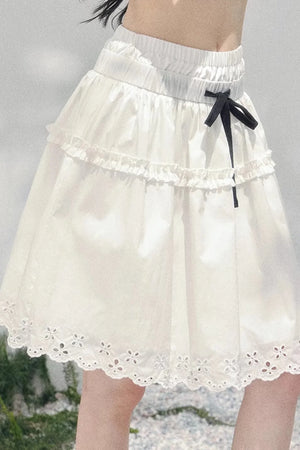 Spring White Half-Skirt