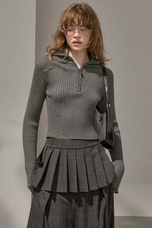 Stand-Up Collar Bottom Sweater