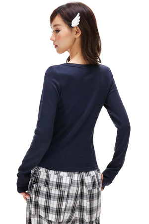 Star Shell Button Knitted Top
