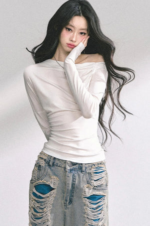 Straight Shoulder Long Sleeve T-Shirt